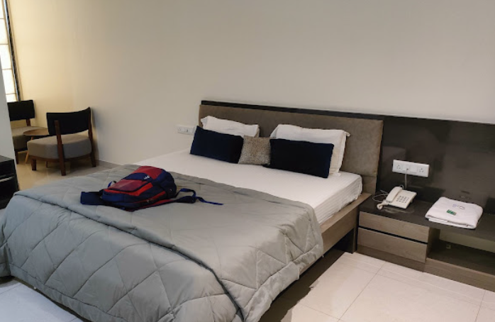 1 x Deluxe Room